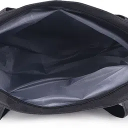 claspnclutch Women Black Tote image 3