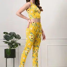 FLYING FEST Printed Round Neck Top With Trousers Co-Ord Set image 5