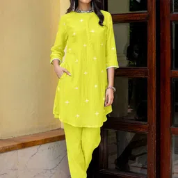 KASYA Embroidered Round Neck Tunic With Trousers-picture-26