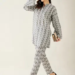 The Kaftan Company Pure Cotton  Printed Mandarin Collar Tunic With Trousers Co-Ords-picture-34