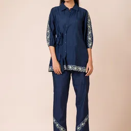 SARSO Floral Embroidered Spread Collar Shirt With Trousers-picture-39