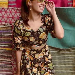 HEY MISSY Printed V-Neck Top With Shorts Co-Ords-image-11