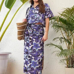 SASSAFRAS Purple Floral Printed Pure Cotton Crop Shirt With Side Ruched Maxi Skirt-image-11