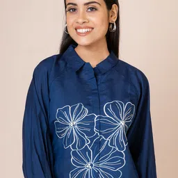 SARSO Floral Embroidered Shirt Collar Neck Tunic & Palazzo image 2