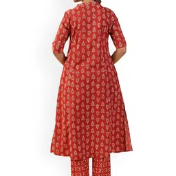Arayna Printed Pure Cotton Kurta Set image 5