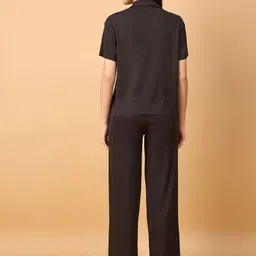 DRAPE AND DAZZLE Spread Collor T-Shirt & Trousers Co-Ord image 5