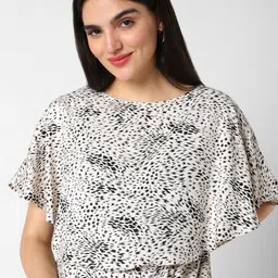 Mystere Paris Animal Print Cape Sleeve Maternity Maxi Dress image 3