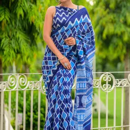 TROPWEAR Geometric Pure Cotton Block Print Saree-picture-18