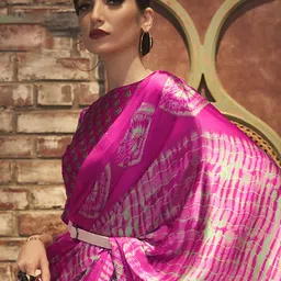 Mitera Tie and Dye Saree With Blouse image 1