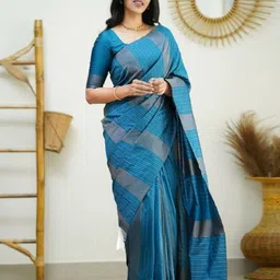 ODETTE Striped Saree image 3