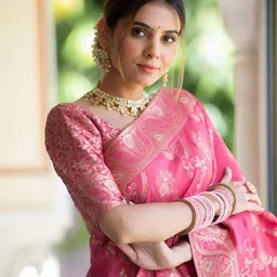 ZILVIRA Woven Design Zari Banarasi Saree image 4