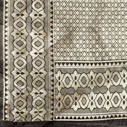 Mitera Black & Gold-Toned Woven Design Zari Silk Blend Banarasi Saree image 4