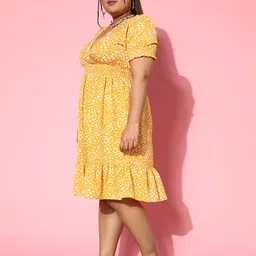 Berrylush Curve Plus Size Floral Print Puff Sleeve Crepe Fit & Flare Dress image 4