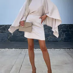 StyleCast x Revolte Flared Sleeves Sheath Dress-picture-15