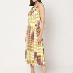 Vero Moda Geometric Printed Sleeveless A-Line Midi Dress image 2