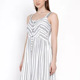 IX IMPRESSION Black & White Geometric Printed Dress image 4