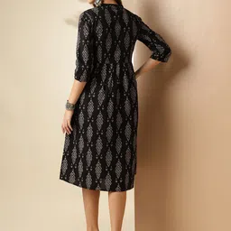 Anouk Women Ethnic Motifs Printed Cotton A-Line Midi Dress image 3