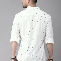 roadster Men Regular Fit Printed Casual Shirt image 4