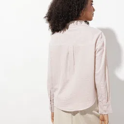 roadster Women Oversized Fit Striped Casual Shirt image 4