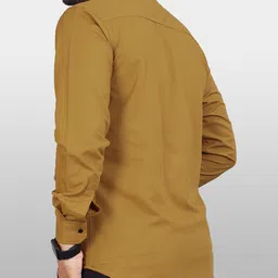 selinta Men Regular Fit Solid Spread Collar Casual Shirt image 2