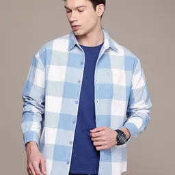 wrogn Men Oversized Fit Checkered Spread Collar Casual Shirt-picture-11