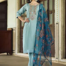 VredeVogel Women Floral Embroidered Regular Thread Work Kurta with Trousers & With Dupatta-picture-2