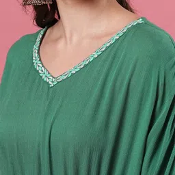 globus Women Solid Cotton Blend Kaftan Kurta image 4