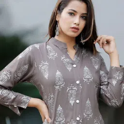 shri shyam fashion Women Viscose Rayon Kurta Palazzo Set image 3