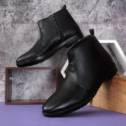 glb Boots For Men image 4