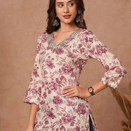 bhadriyaa Casual Regular Sleeves Embroidered Women Maroon Top image 2