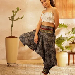 stand out Printed Cotton Women Harem Pants-picture-17
