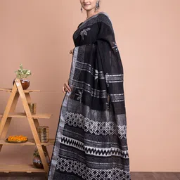 Kishori Sarees Ethnic Motifs Printed Saree image 2