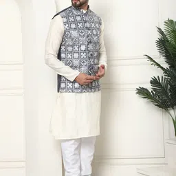 SOJANYA Geometric Embroidered Thread Work Cotton Silk Kurta With Churidar & Nehru Jacket image 4