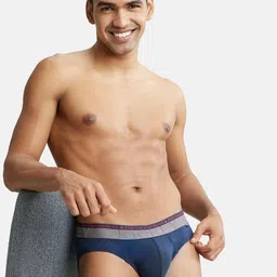 Jockey Men Navy Blue Solid Basic Briefs image 3