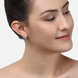 AMI Gold-Toned & Off White Set of 2 Contemporary Stud Earrings image 3