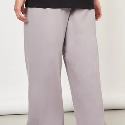 Styli Men Solid Wide Leg Jogger with Drawstring Closure image 3