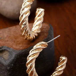 Bohey by KARATCART Gold-Plated Geometric Half Hoop Earrings image 1
