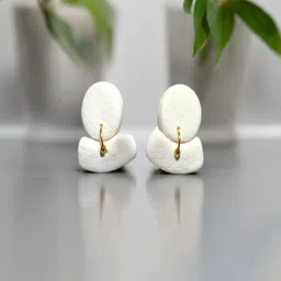 AccessHer Contemporary Studs Earrings image 1