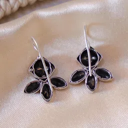 Ozanoo Silver Plated Classic Drop Earrings image 3