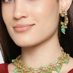 OOMPH Gold-Toned Green & White Kundan Studded and Beaded Jewellery Set image 1