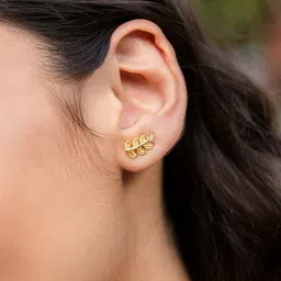 SHAYA Gold-Toned Contemporary Ear Cuff Earrings-picture-17