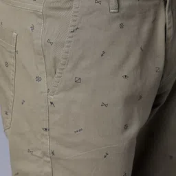 highlander Printed Men Green Chino Shorts image 4