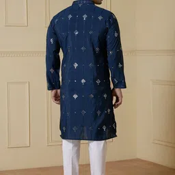 Satwaa Men Embellished Thread Work Kurta image 4