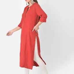 Pistaa Women Maroon Thread Work Kurta image 4