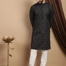 Anouk Printed Mandarin Collar Kurta image 5