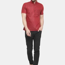 Sayesha Men Red Solid Cotton Short Kurta image 3