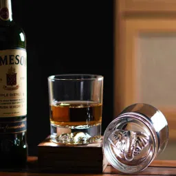 the artment WildSpirit Crystal Whiskey Glasses (295 ML) Set of 6 image 3