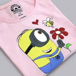 Kids Ville Girls Pink & Yellow Minions Printed Cotton T-shirts image 3