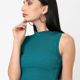 Kraus Jeans Women Sleeveless Crop Top image 3