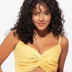 Urban Sundari Shoulder Straps Twisted Detail Bralette Crop Top image 3